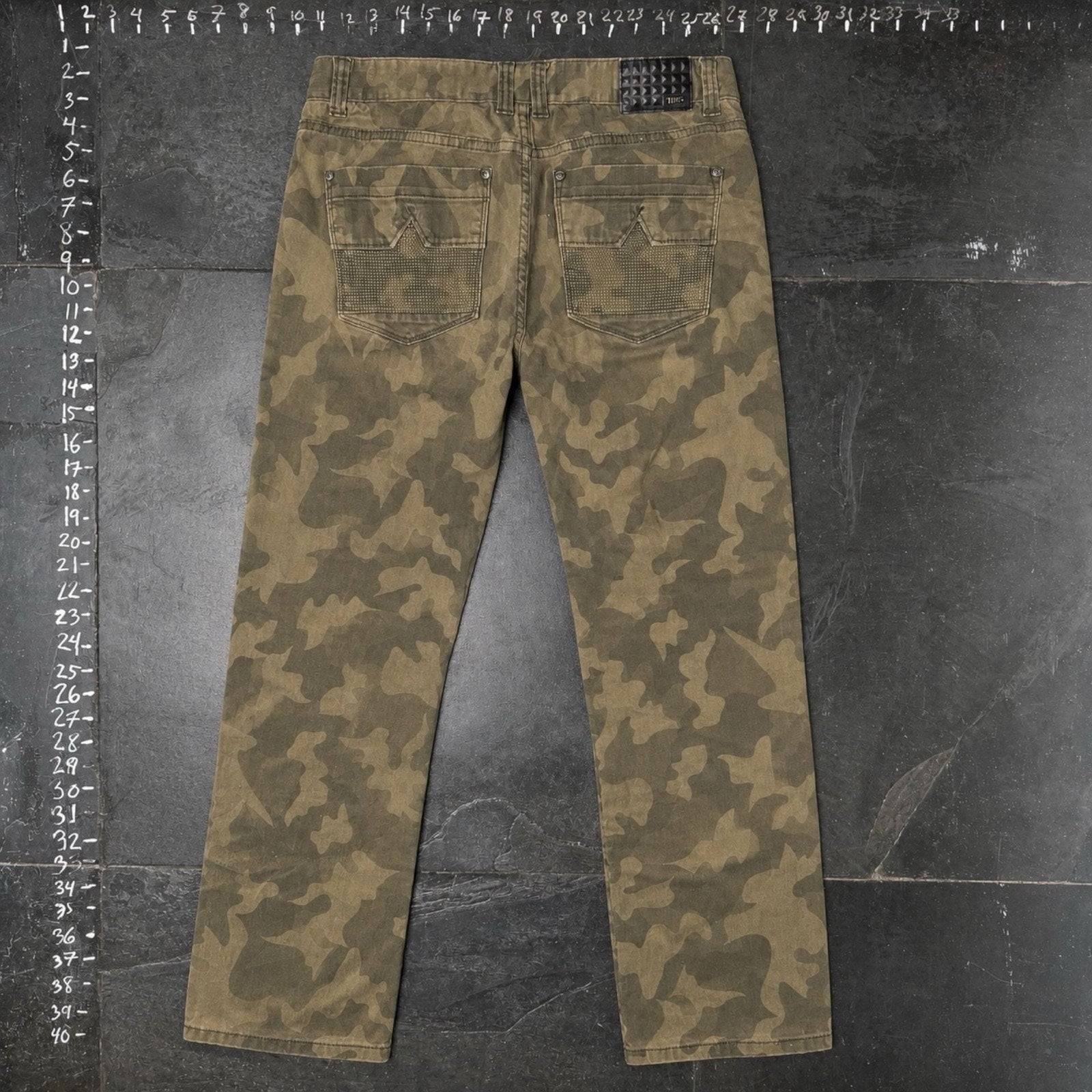 INC International Concepts Berlin Slim Straight Camo Jeans 34W