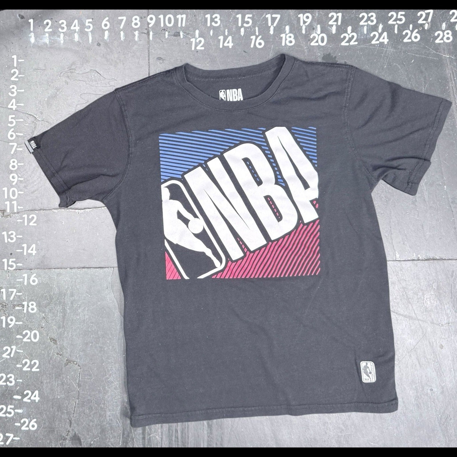 NBA Boys Logo Short Sleeve Graphic T-Shirt Black Youth Size XL (18-20)