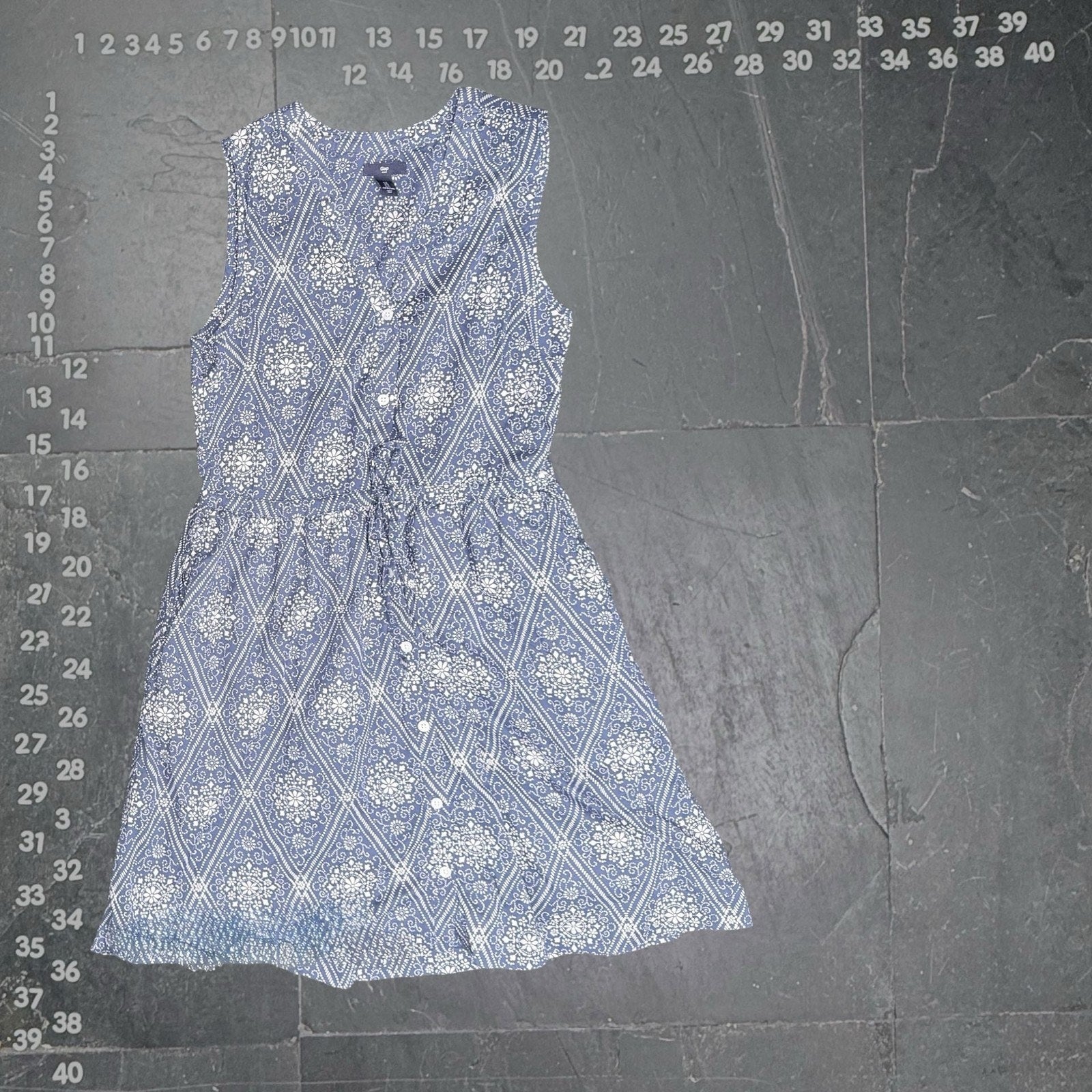 Gap Blue and White Medallion Geometric Print Sleeveless Mini Dress