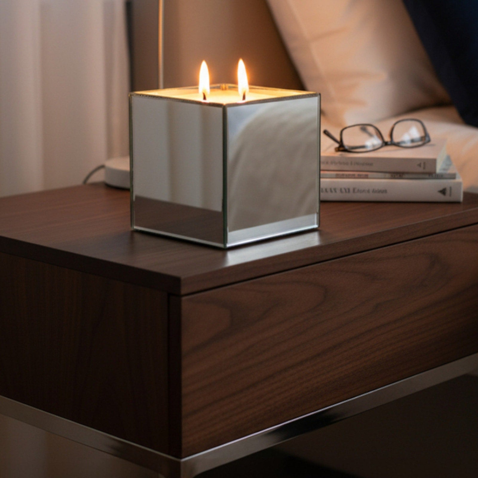 Black Glass — Luxury Mirrored Cube Candle