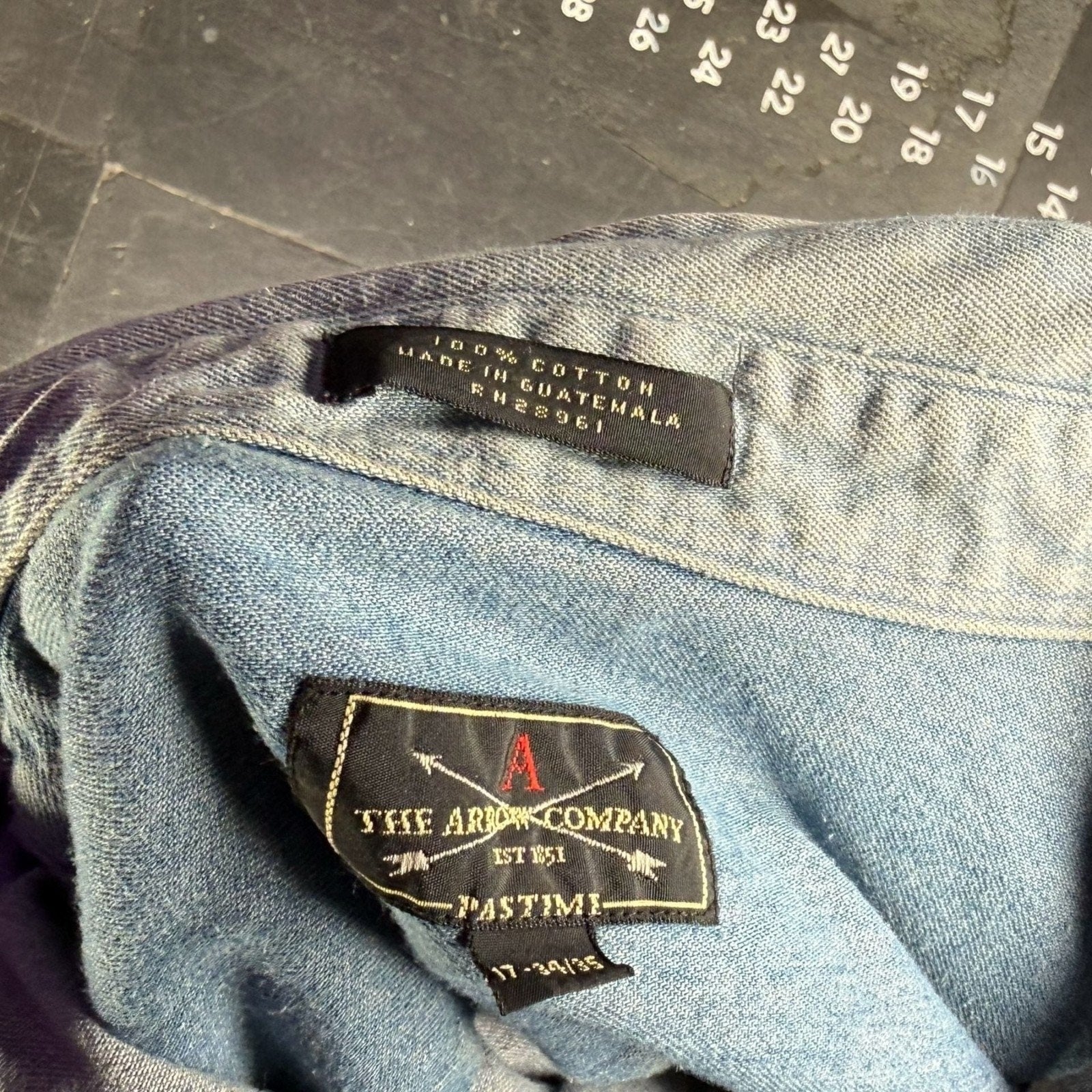 The Arrow Company Pastime Denim Button Down Shirt Size 17 34/35