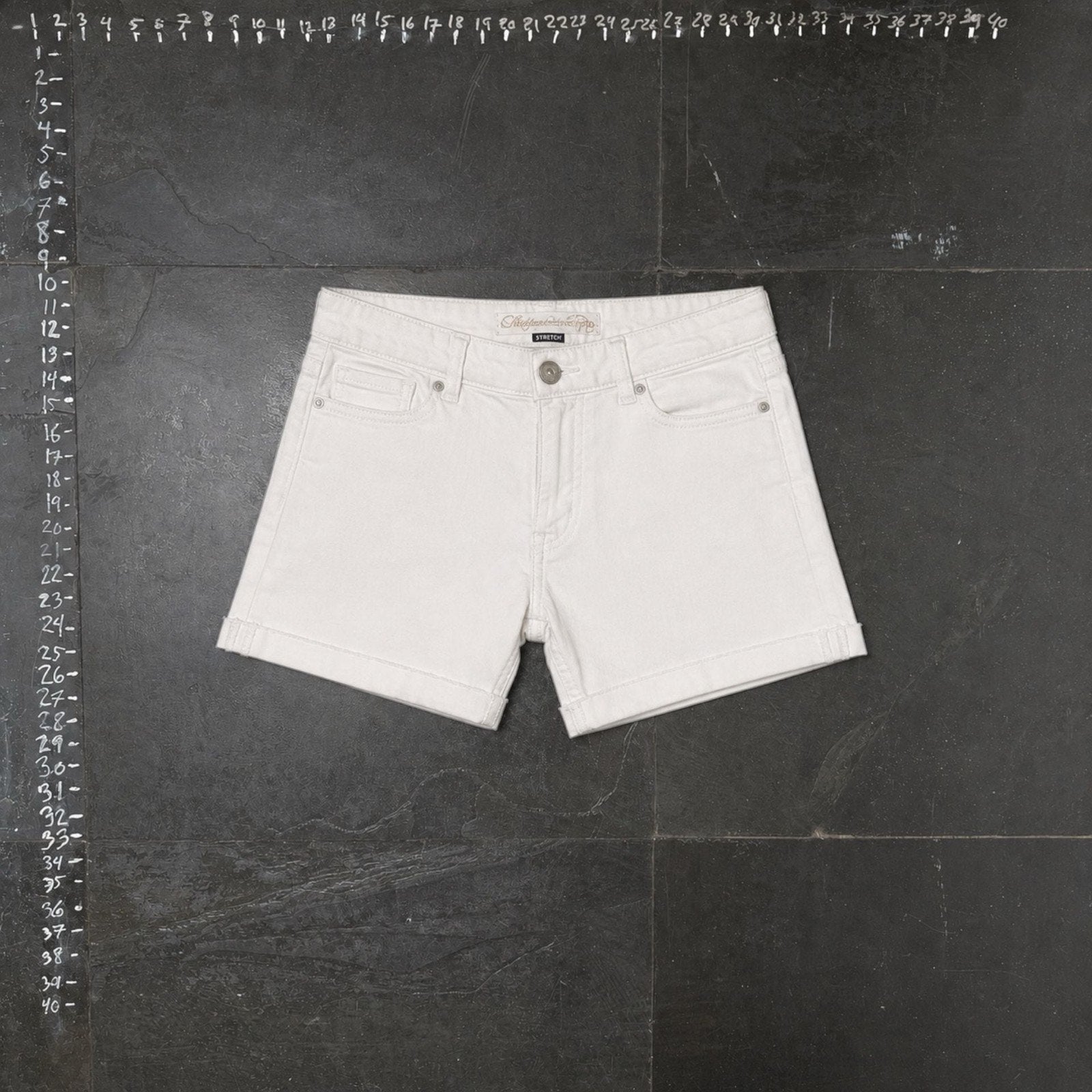 American Eagle Stretch White Denim Cuffed Shorts Size 0