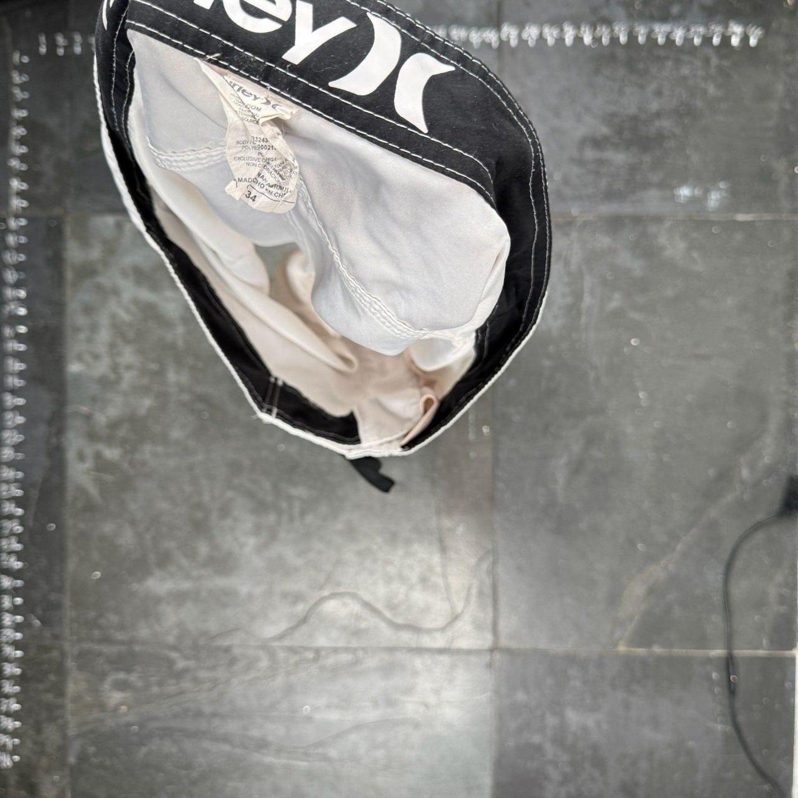 Hurley phantom board shorts size