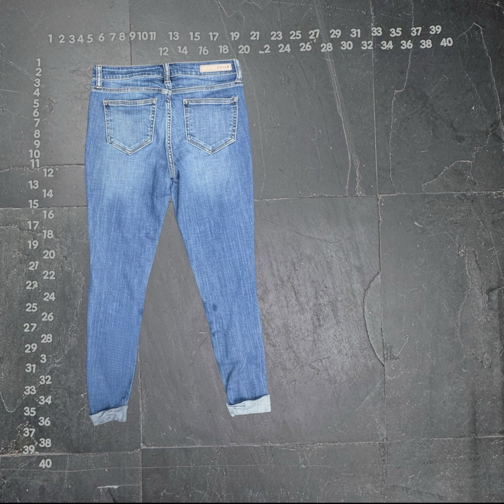Cello Women's Size 3 Distressed Rip and Repair Mid Rise Skinny Jeans