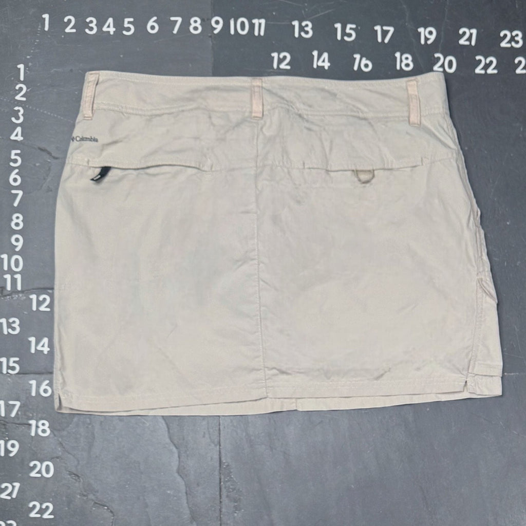 Columbia Omni-Shade Sandy River Cargo Skort Size 10 Tan