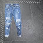 Cello Women's Size 3 Distressed Rip and Repair Mid Rise Skinny Jeans