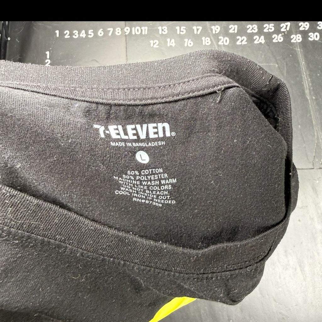 7-Eleven Slurpee Logo Graphic T-Shirt Black Size L