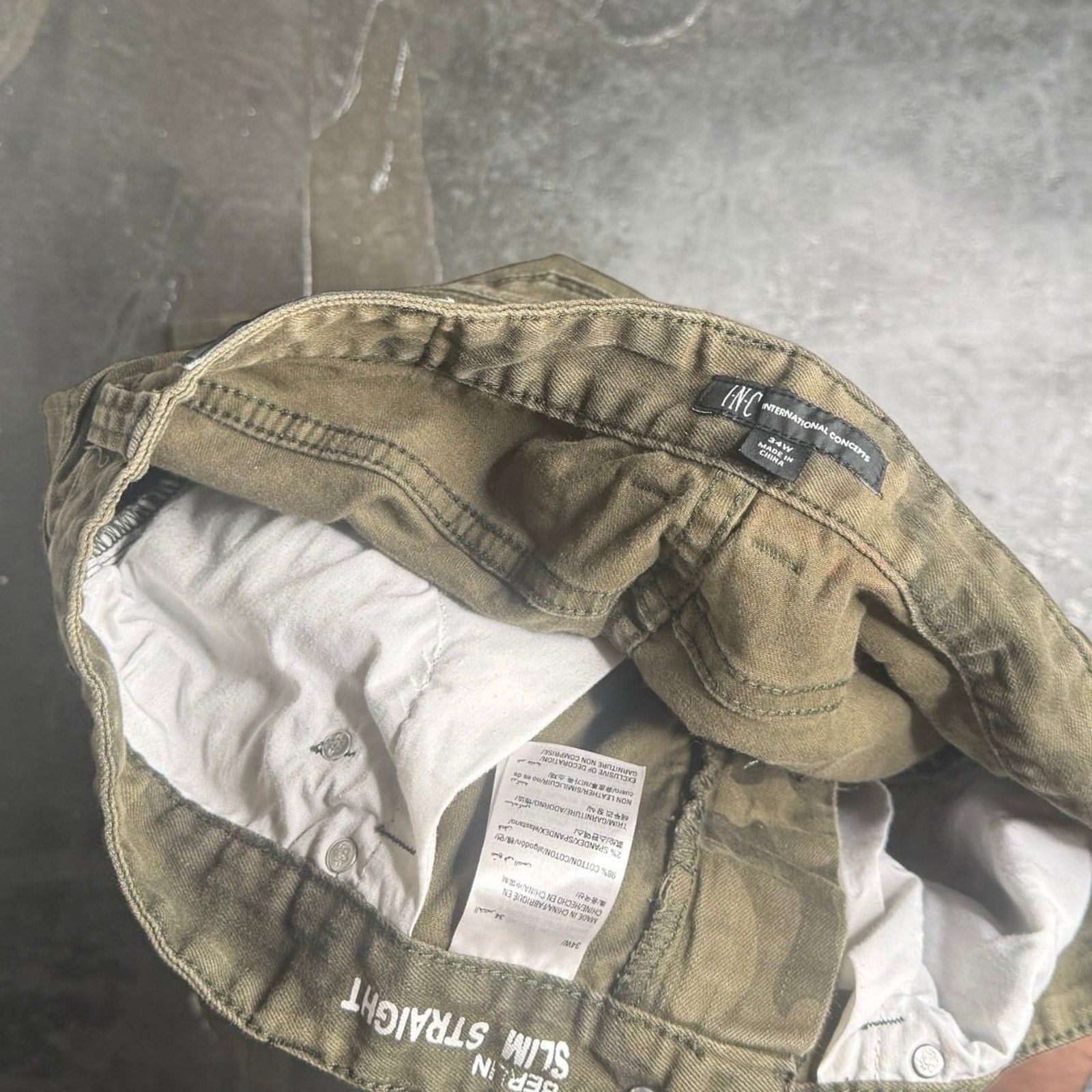INC International Concepts Berlin Slim Straight Camo Jeans 34W