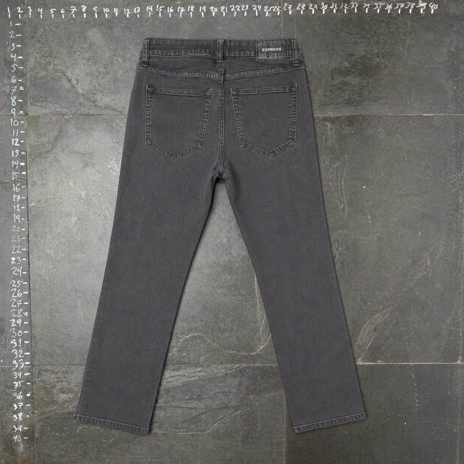 Express Straight Leg Jeans 28x28 Black