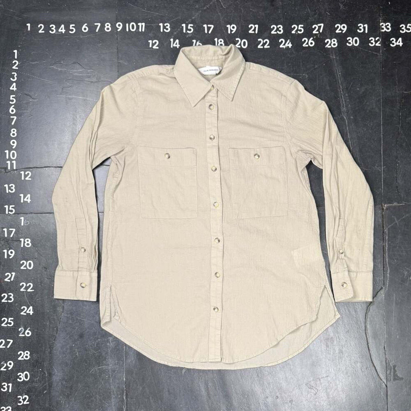 Back view of Club Monaco women's beige crinkle cotton button-down shirt, size XS.