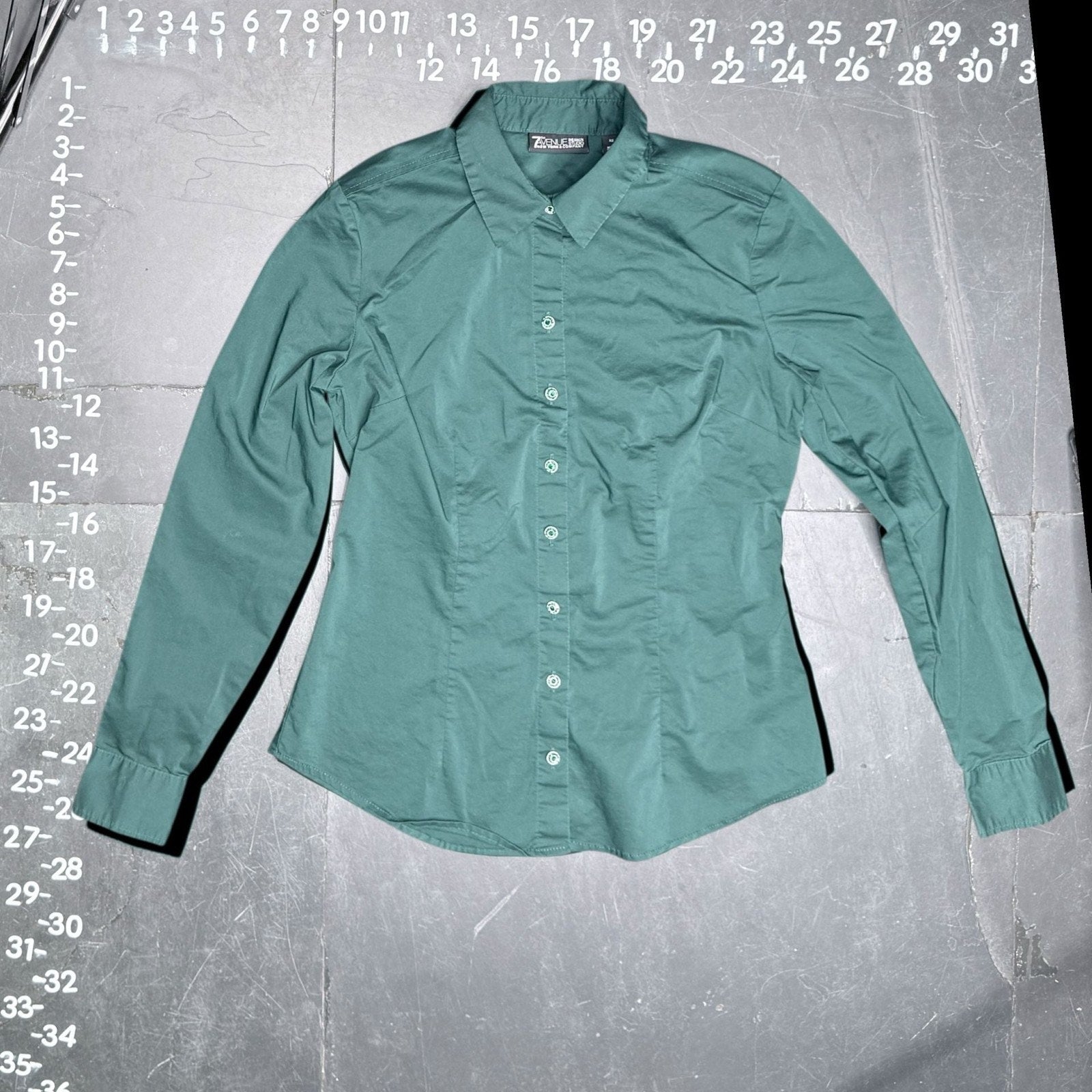 New York & Company 7th Avenue Design Studio Teal Button Down Long Sleeve Shirt X