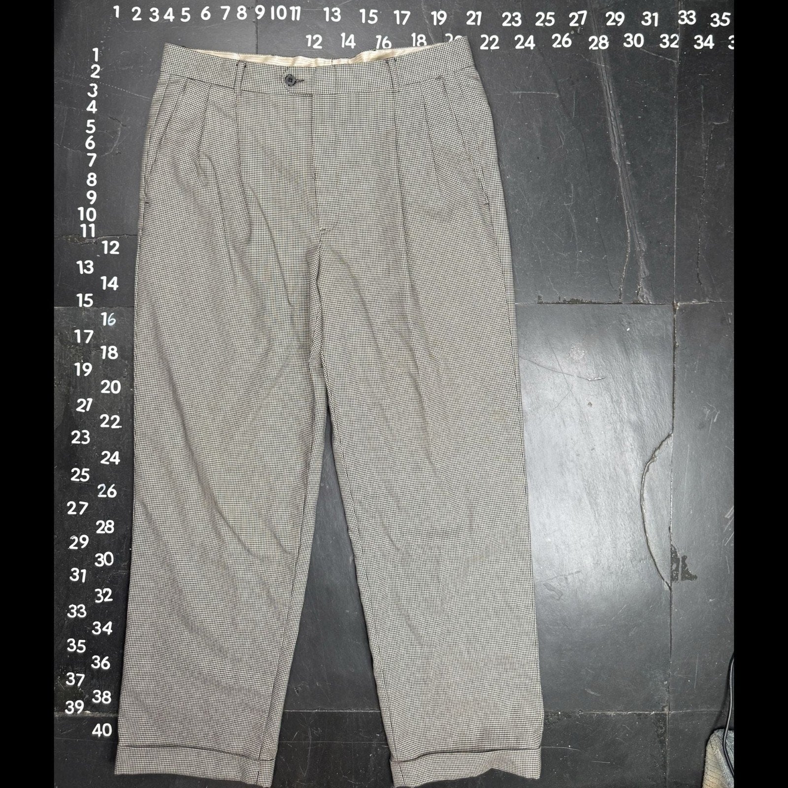 Saks Fifth Avenue Men's Pleated 100% Wool Micro-Check Trousers Size 35x28